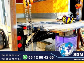 En Sdm Global Mexico Fabricacion conversion equipamiento y venta de Ambulancias de traslado en Mexico, somos fabricantes directos en Mexico. Sdm Global Mexico empresa 100% especializada en la venta fabricación conversión equipamiento de diferentes tipos de ambulancias de traslado y vehículos de emergencia, ofreciendo soluciones personalizadas para diversas necesidades en el mercado nacional.Dedicados a la fabricación de ambulancias y patrullas, ofreciendo servicios relacionados con la seguridad y emergencias, venta de unidades médicas móviles y ambulancias, además de carrocerías industriales,Somos un fabricante mexicano con más de 15 años de experiencia, especializado en la fabricación y comercialización de ambulancias y vehículos de rescate, con un enfoque en la alta calidad y el cumplimiento de normativas mexicanas.Diseñamos y equipamos ambulancias con la tecnología y los materiales necesarios para asegurar funcionalidad y seguridad, cumpliendo con las normativas mexicanas.En Sdm Global Mexico nos dedicamos a la Fabricacion conversion equipamiento y venta de Unidades Moviles Medicas Especiales en Mexico somos fabricantes directos en Mexico.