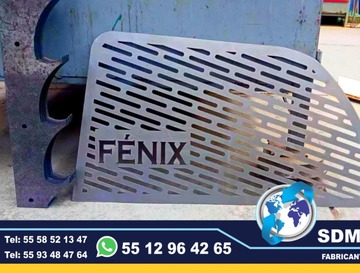 Conversion Equipamiento Fabricacion y Venta de Patrullas Pick Up, Accesorios Metalicos, Equipo Comunicacion, Luces El equipamiento Pick-up es uno de los mas completos para patrulla, ya que cuenta con una gran variedad de accesorios metálicos, así como accesorios visual acústico. En cuestión de accesorios metálicos contamos con Tumbaburros, Roll Bar de 3 Arcos Tipo Com­­ando, Banca central con respaldo, Defensa Trasera Tipo Escalón. En la parte de accesorios visual acústico cuenta con Torreta, Sirena y Bocina, adicional mente se le puede agregar un Kit de Estrobos en faros Marca WHELEN, FEDERAL SIGNAL, EPCOMSomos una Empresa Mexicana líder en el Mercado con años de experiencia, especialistas en el Equipamiento de Patrullas Equipadas Cajas y Remolques Unidades Moviles Especiales de Seguridad, Rescate, Salvamento, Salud, Comunicacion, Higine, etc.,Somos fabribricantes directos, distribuidores en todo Mexico, comunicate y te atenderemos personalmente. contamos con las mejores marcas en el mecado