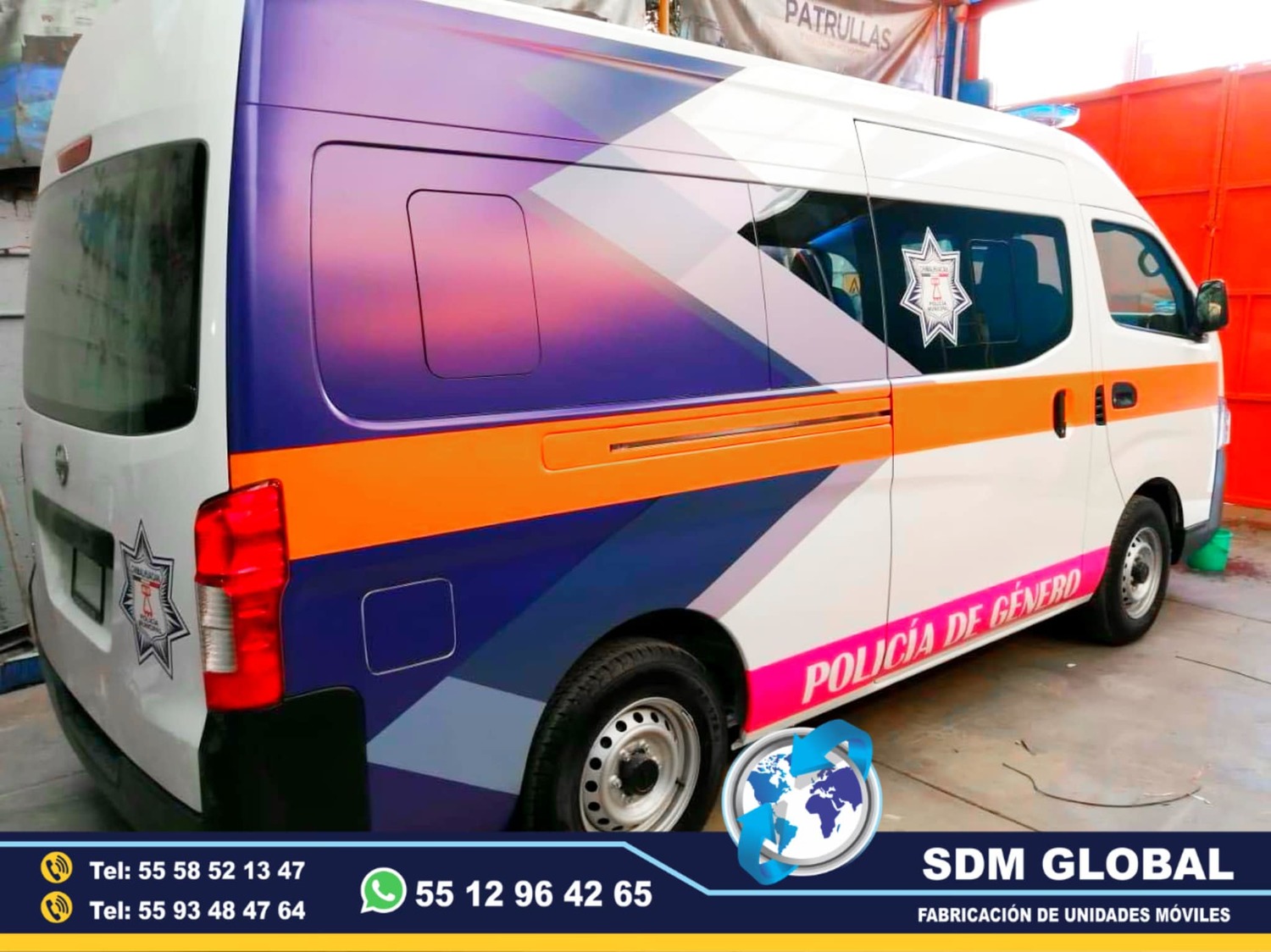 Equipamiento de unidad movil de policia de genero rosa atencion  <br>