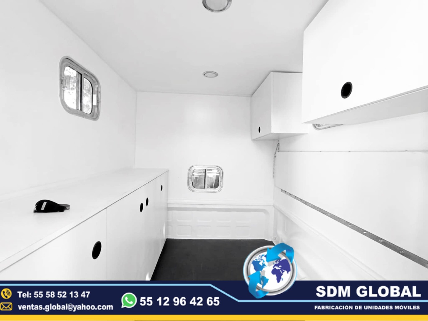 Equipamiento de Unidades Medicas Moviles Especiales en Mexico  <br>